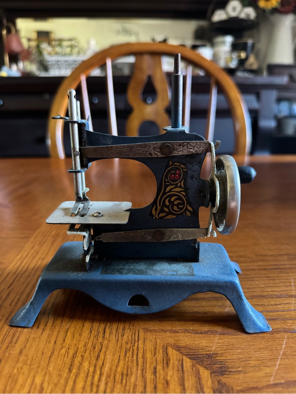 Vintage Toy Sewing Machine with Decorative Decal - Blue